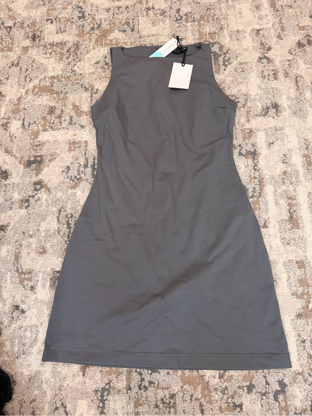sleeveless shift dress